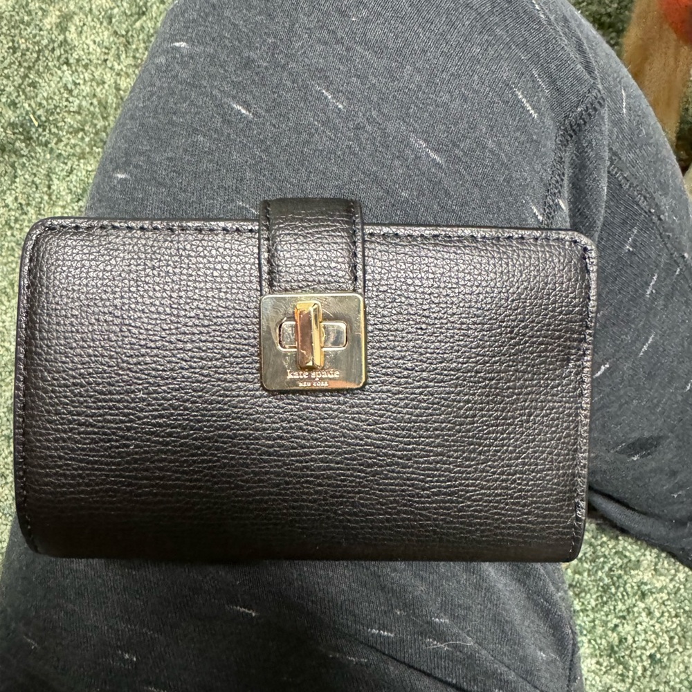 Kate Spade Pheobe Medium Refined Grain Cardholder wallet - Picture 6 of 6
